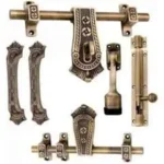 Urim Brass Gold Glossy Finish Maharaja Style Single Door Accessory Kit